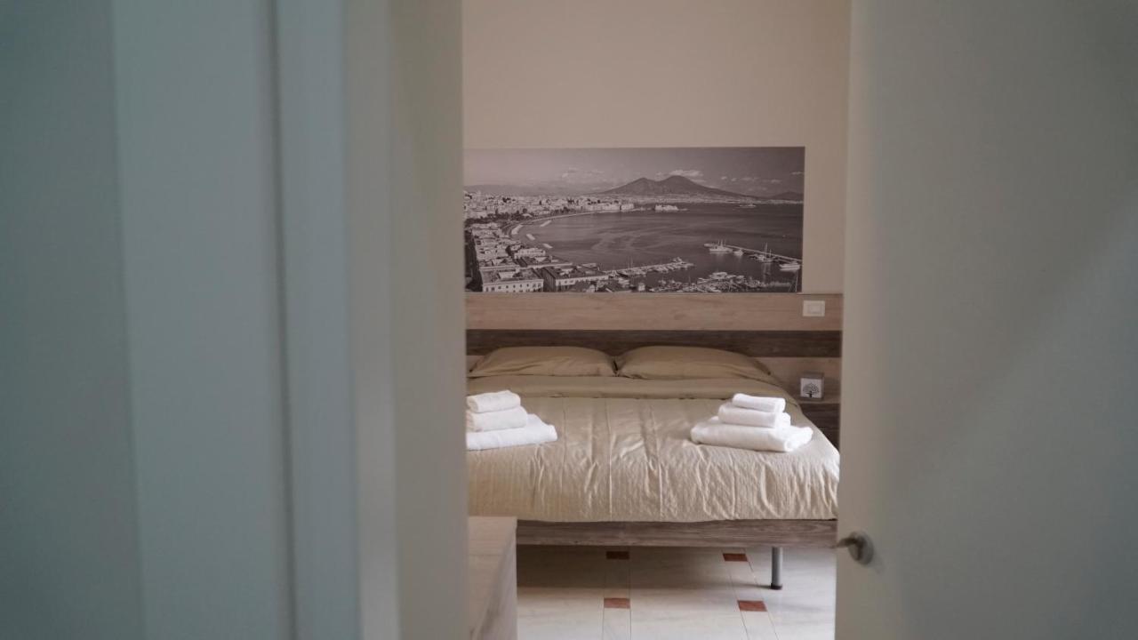 Donna Vicenza Bed & Breakfast Neapel Exteriör bild